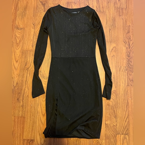 Pretty Little Thing LBD - Picture 5 of 5